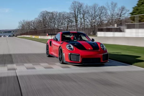 Porsche GT2 RS 2019 exterior