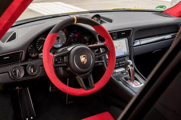 GT2 RS interior