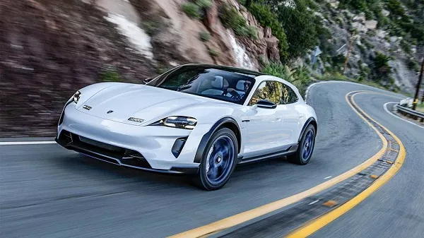 Porsche Taycan EV 2020: thought