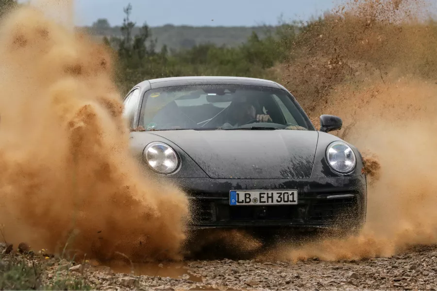 A picture of the 911 Dakar at the Chateau de lastours track
