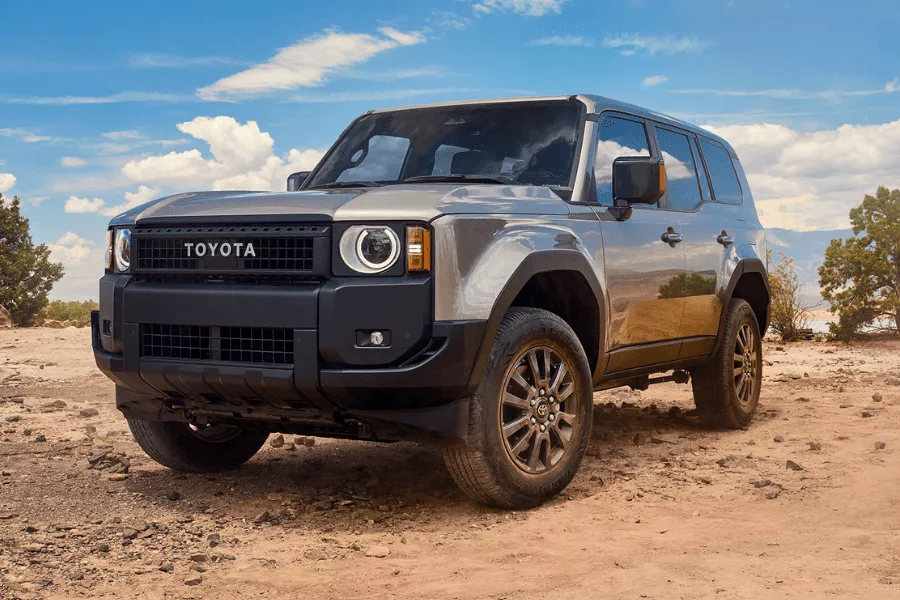 Toyota Land Cruiser Prado front view