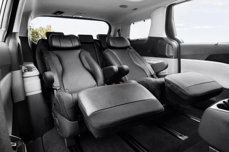 A picture of the Carnival SX's premium relaxation seats