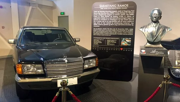 Fidel Ramos' 1986 Mercedes-Benz 500 SEL Guard has a built-in specific switchboard that gives control to the lights and the sirens