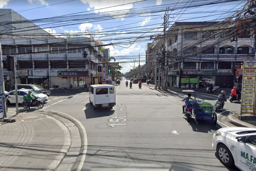 A picture of the P.Tuazon and 15th intersection.