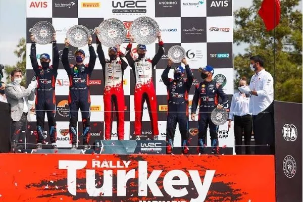 Rally Turkey podium