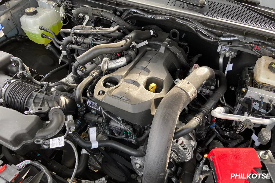 It uses a 2.0-liter Bi-turbo diesel engine 2.0-liter Bi-turbo diesel engine