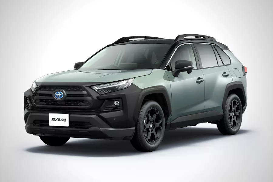 A picture of the 2023 Toyota RAV4 for Japan with the offroad package.