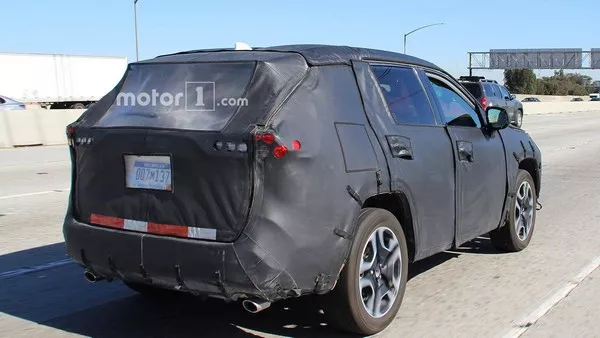 Toyota RAV4 2019 spy shot angular rear