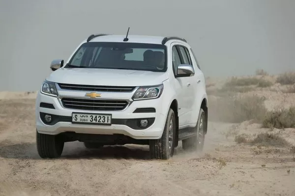 Chevrolet Trailblazer 2018 on the road