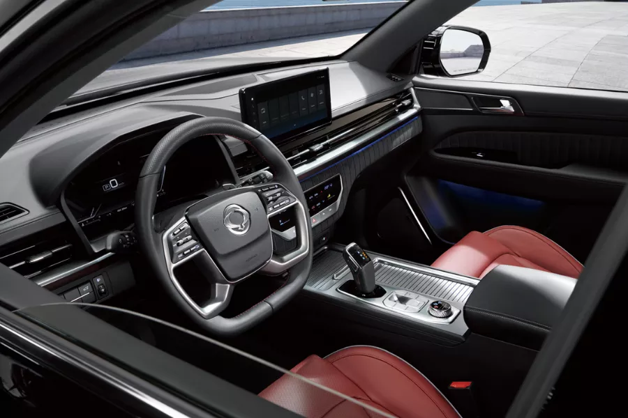 A peek inside the Rexton A peek inside the Rexton