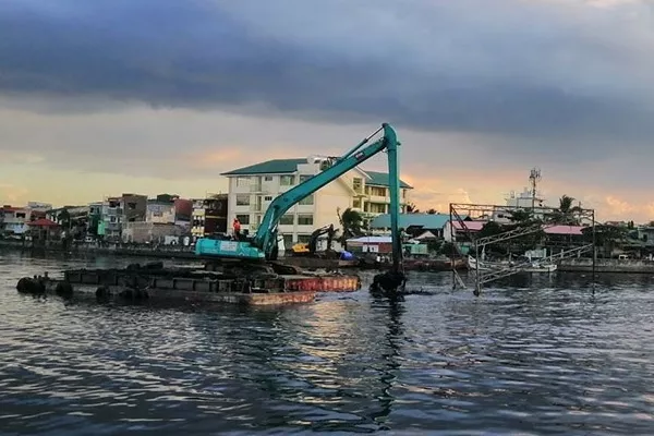 Tullahan River cleanup