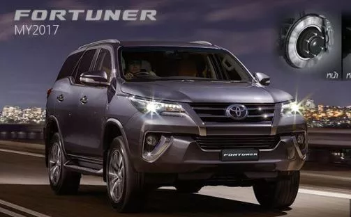 angular front of the 2017 Toyota Fortuner