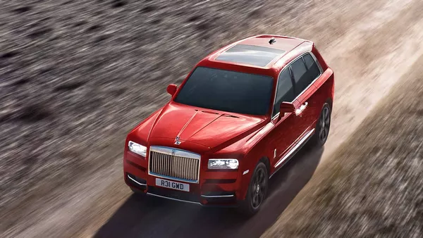 The angular front of the Rolls-Royce Cullinan