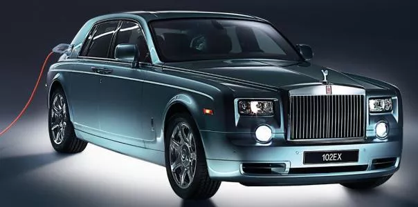 Rolls-Royce 102EX Concept angular front