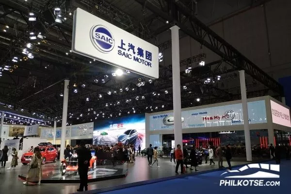 SAIC Motor booth