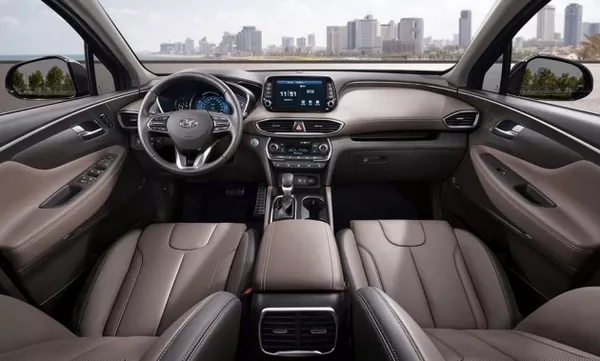 Try not to drool too much when sitting in this high-tech cabin Hyundai Santa Fe 2018 interior