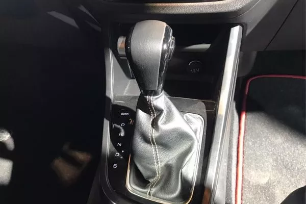 MG 360M shift lever