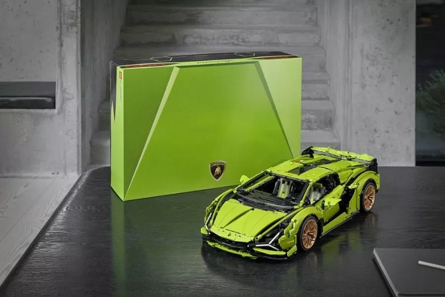 A picture of the 1:8 Lamborghini Sian FKP 37