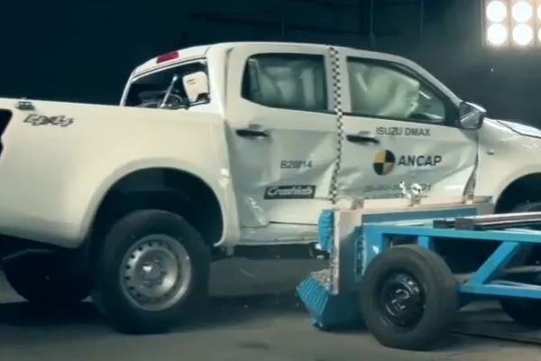 D-Max ANCAP side impact test 