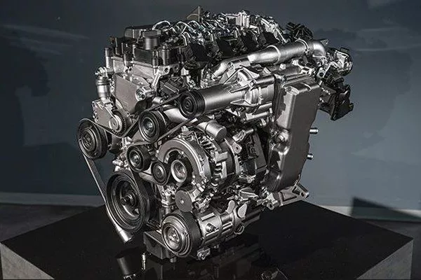 A picture of the Skyactiv-X out of the engine