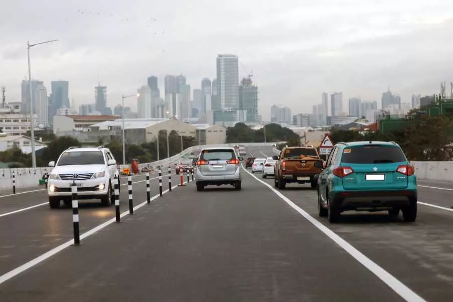 Cars on Skyway Stage 3