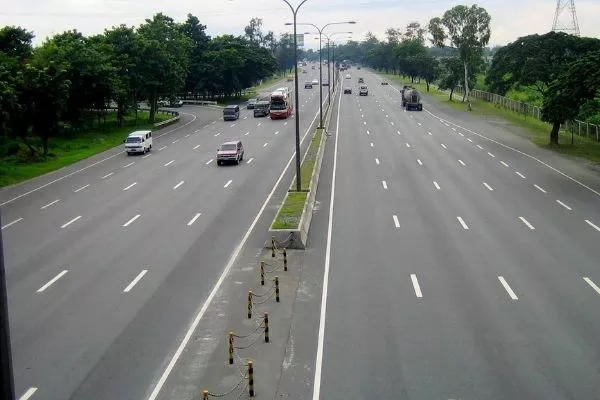 A shot of SLEX