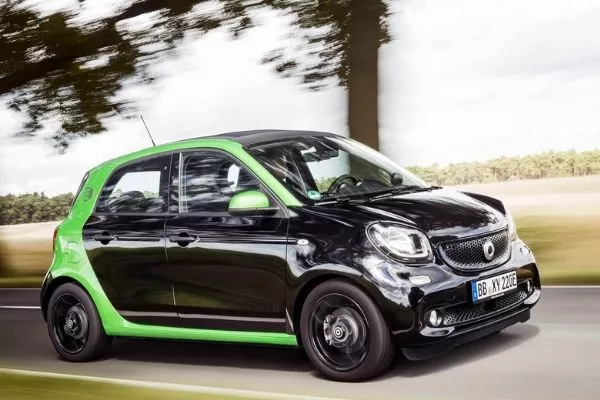 pictures of a smart car