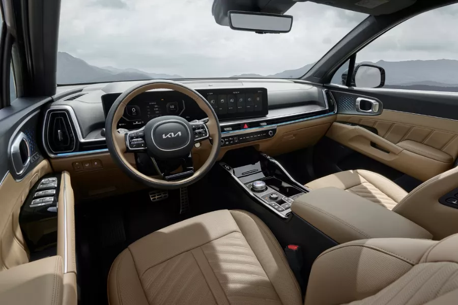 2024 Sorento's front cabin