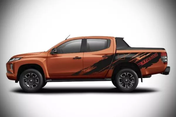 A picture of the graphics visible on the Strada Athlete's sides