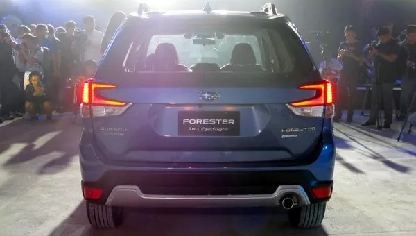 Subaru Forester 2019 rear view