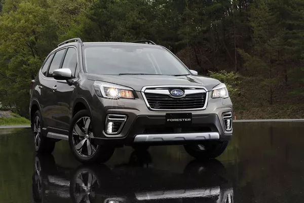 Agular front of the Subaru Forester 2019