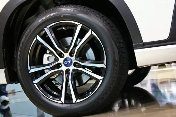 Wheel of Subaru Forester GT