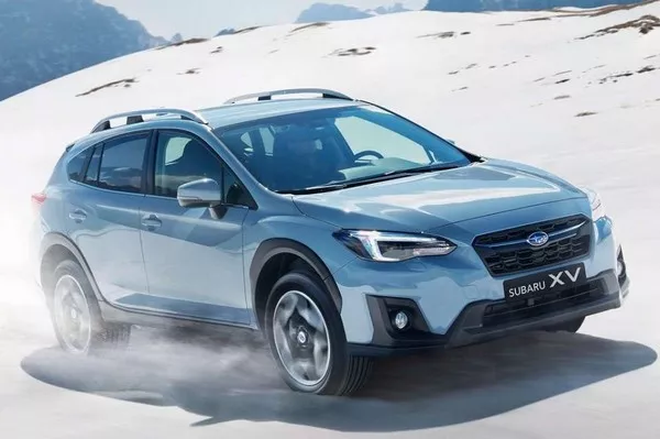 Subaru XV Hybrid 2018 angular front