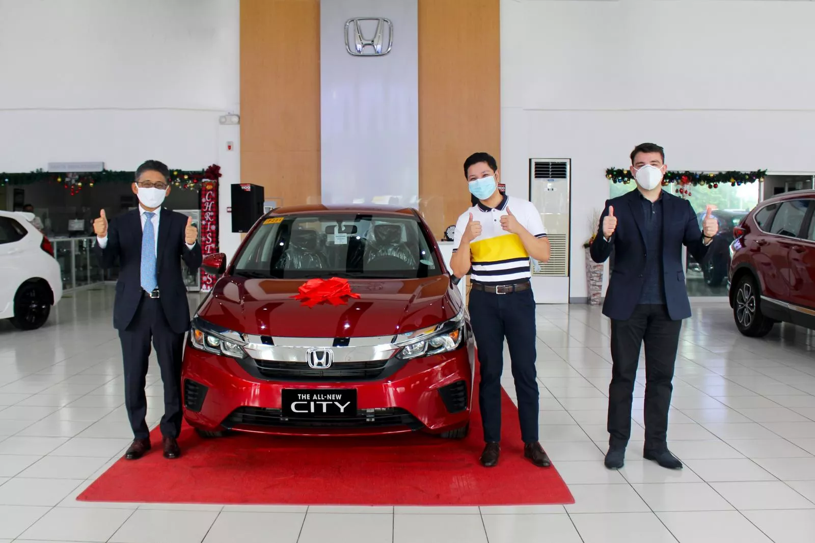 Honda City Winner with HCPI President and Lazada CEO