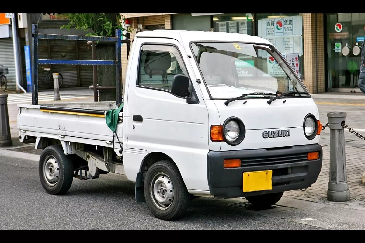A Picture of the Suzuki Carry