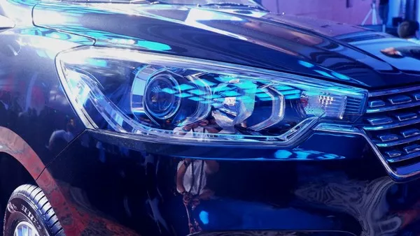 Suzuki Ertiga 2019 headlamps