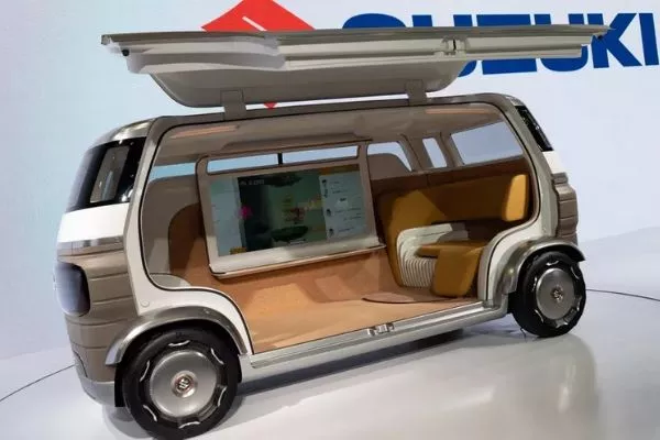 Hanare's interior highlighting the huge display