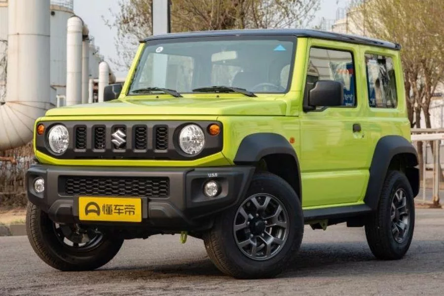 Suzuki Jimny front view