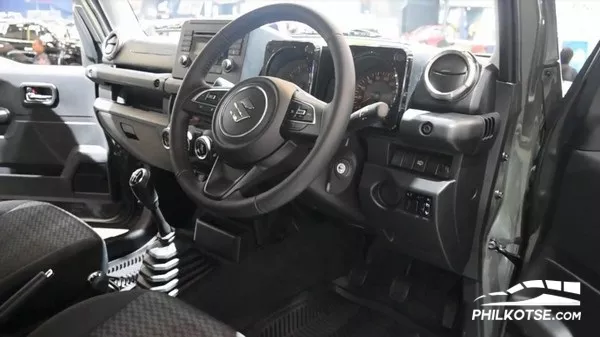 Suzuki Jimny 2019 dashboard area