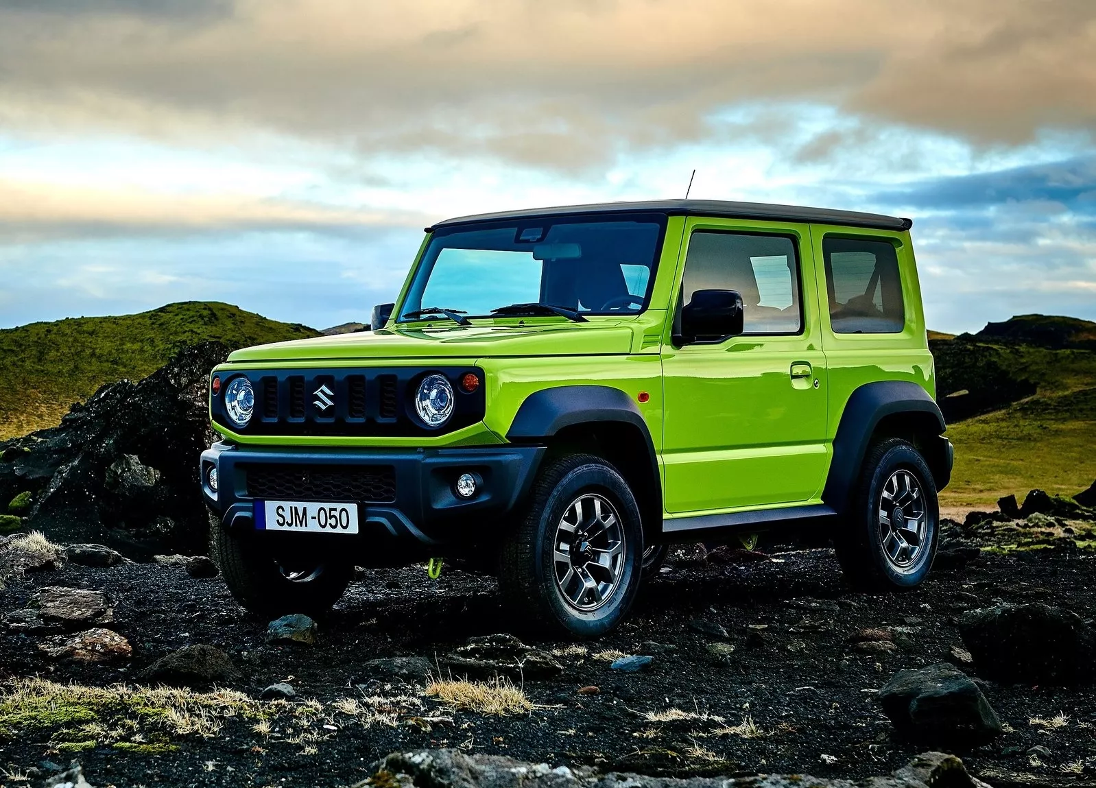 Suzuki Jimny front view