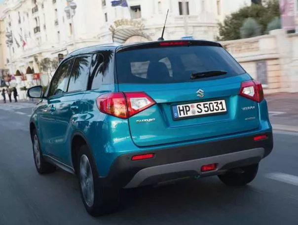 Suzuki Vitara 2018 angular rear