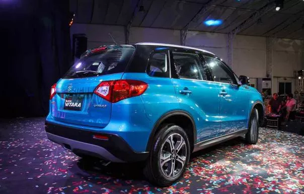 Suzuki Vitara 2018 angular rear