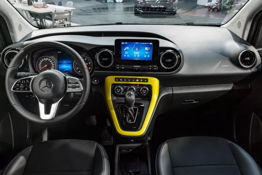 A picture of the T-Class's front cabin highlighting the dashboard.