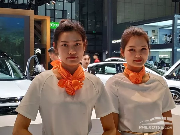 Dongfeng girl at Shanghai Auto Show 2019
