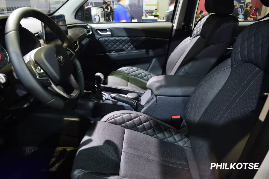 A picture of the interior of the Thunder 4x4 MT