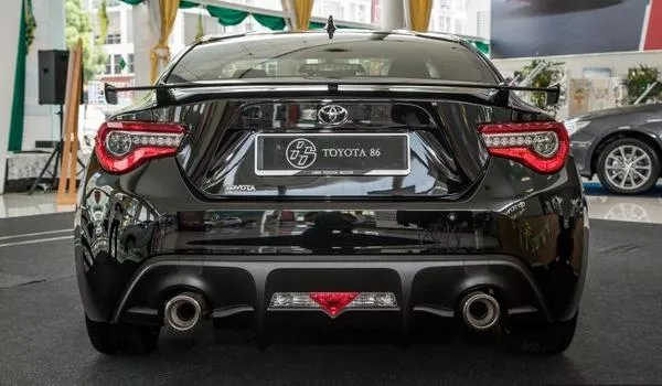 Toyota 86 2018 facelift in Malaysia rear view