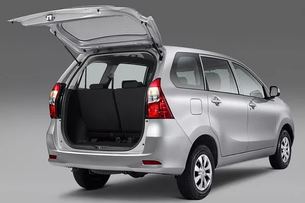 Toyota Avanza 2019 cargo space