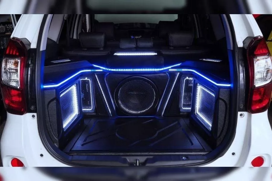 Toyota Avanza modified front view