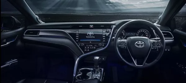 Toyota Camry Sports 2018 dashboard area