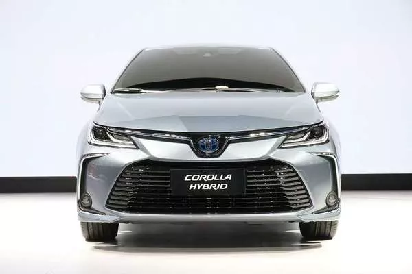 Toyota Corolla 2020 front view